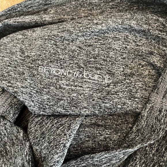 Beyond the bump Gray High-Waisted maternity Leggings - Picture 3 of 4